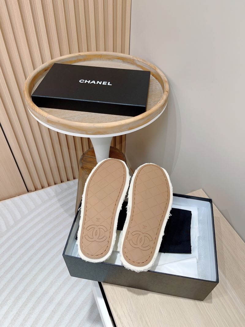 Chanel Low Shoes